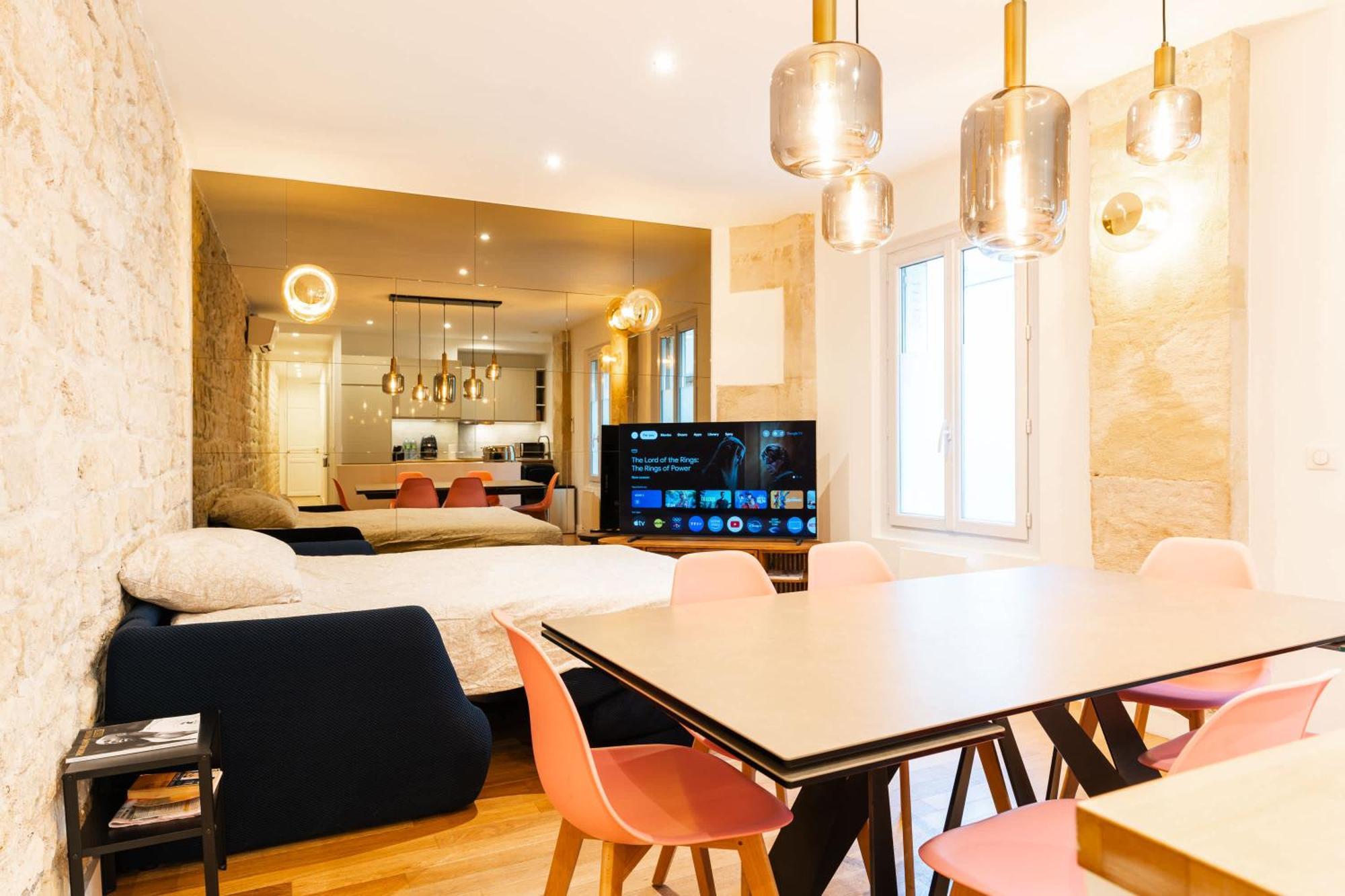 Loft 4 Bedroom Montmartre Pigalle Ac By Lcc Agency Paris Exteriör bild
