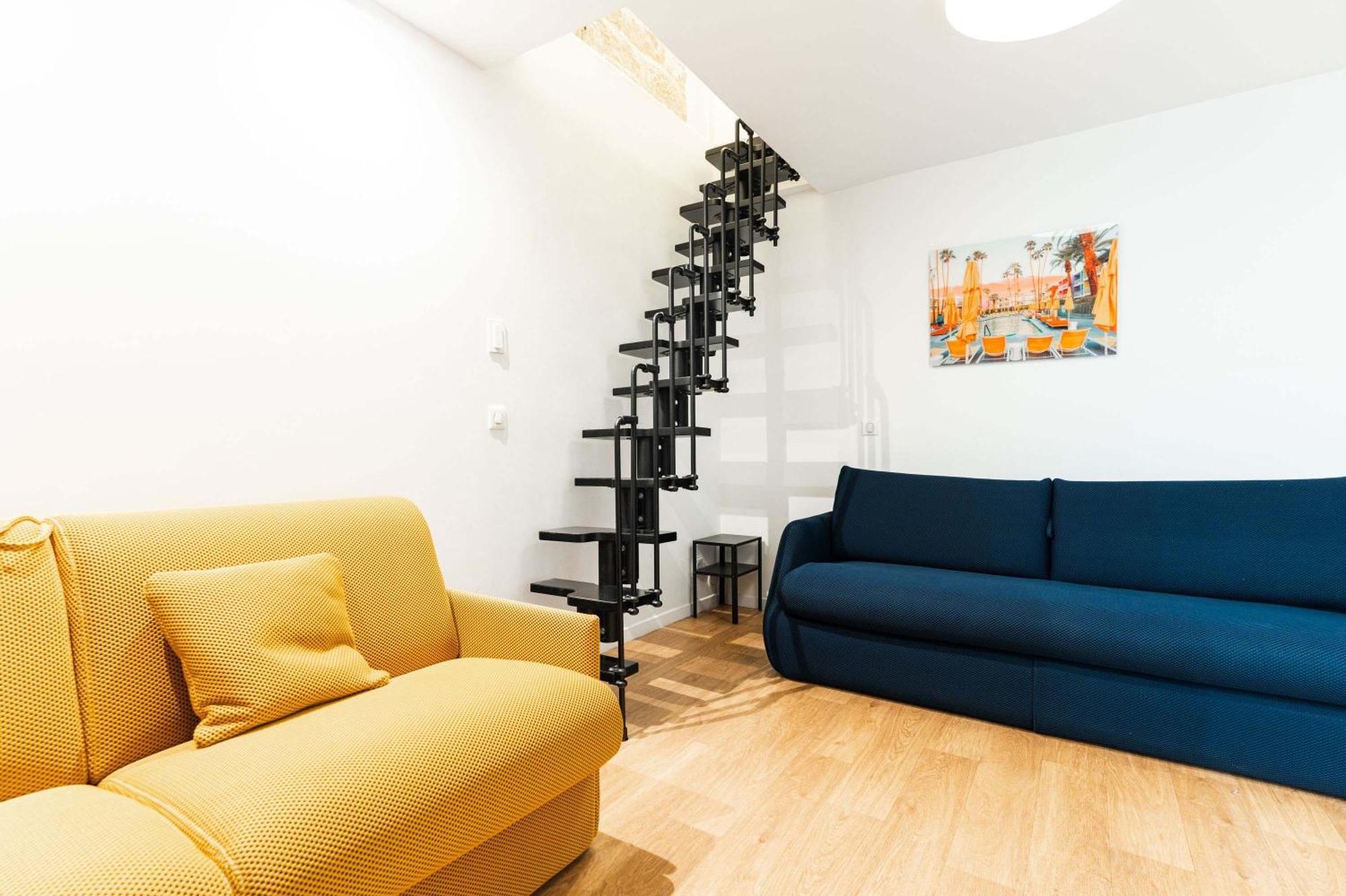 Loft 4 Bedroom Montmartre Pigalle Ac By Lcc Agency Paris Exteriör bild