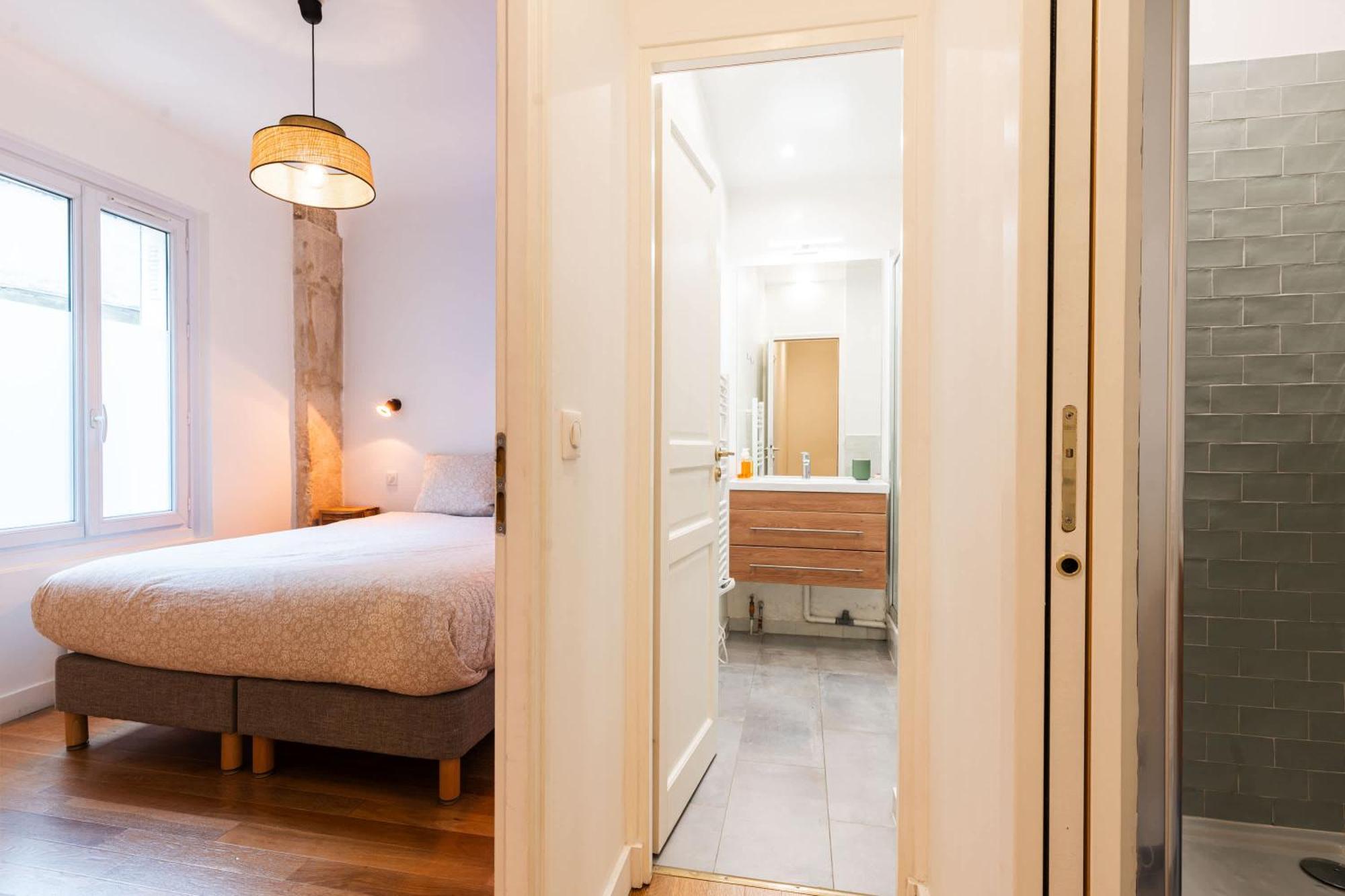 Loft 4 Bedroom Montmartre Pigalle Ac By Lcc Agency Paris Exteriör bild