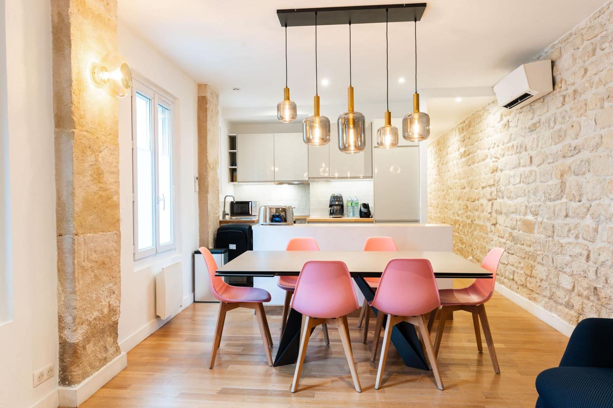 Loft 4 Bedroom Montmartre Pigalle Ac By Lcc Agency Paris Exteriör bild
